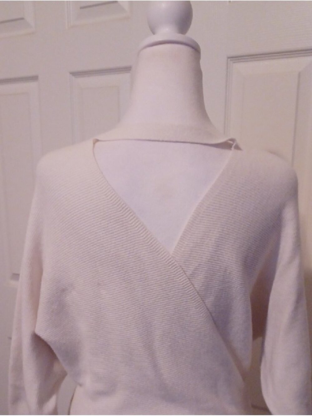 × Elegant Off White Wrap-Style Women's Dress Size Large - Picture 11 of 14